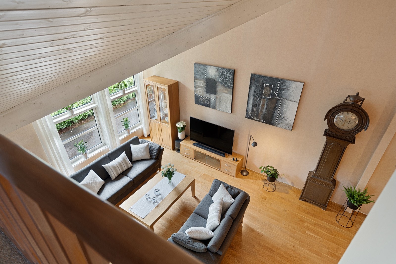 Sett fra messanin/loftstue Galleribilde