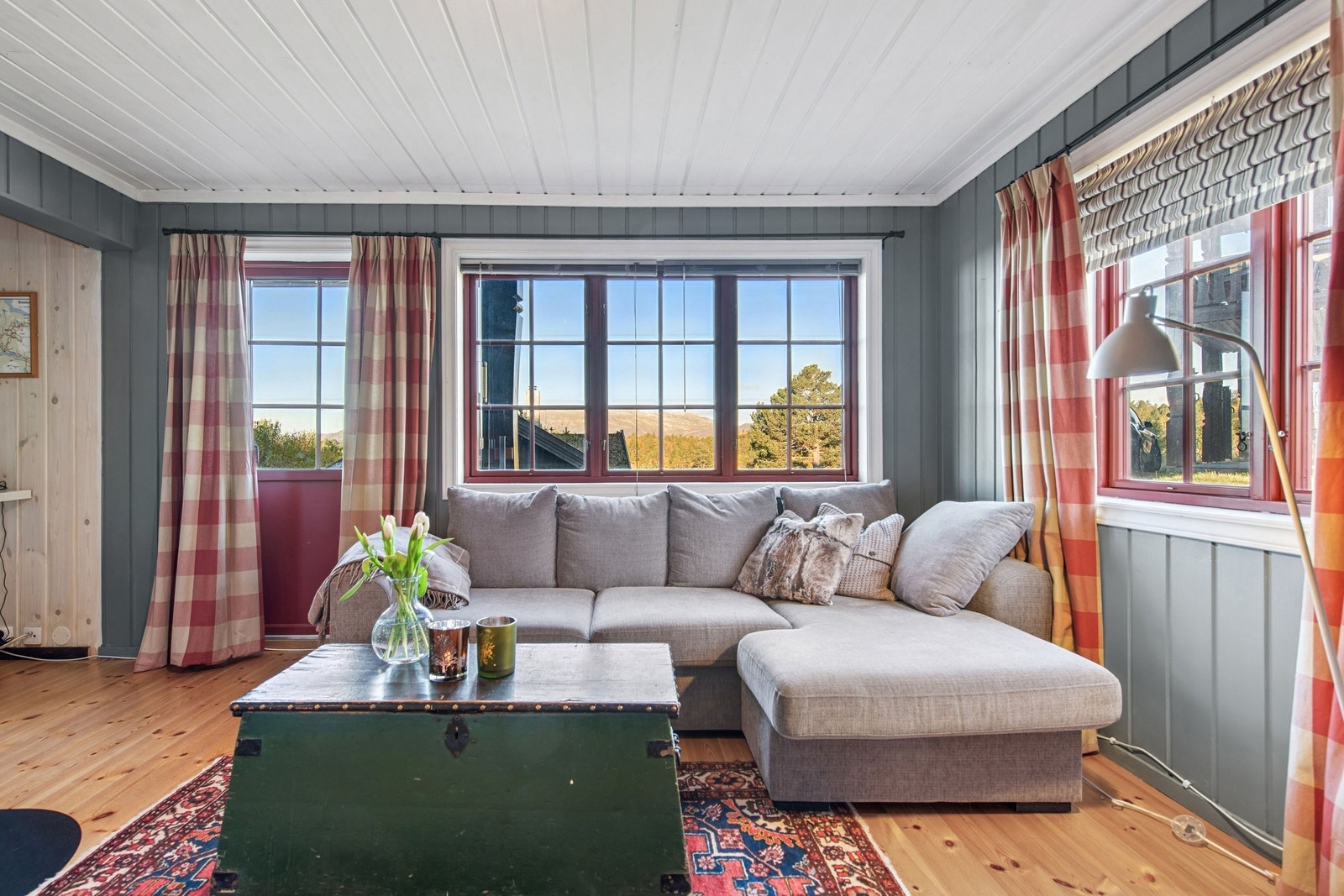 Koselig stuekrok med peisovn! Galleribilde