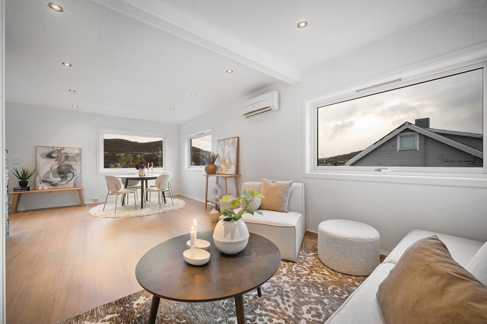 Overflater er nylig pusset opp med nytt gulv i 2025 Galleribilde