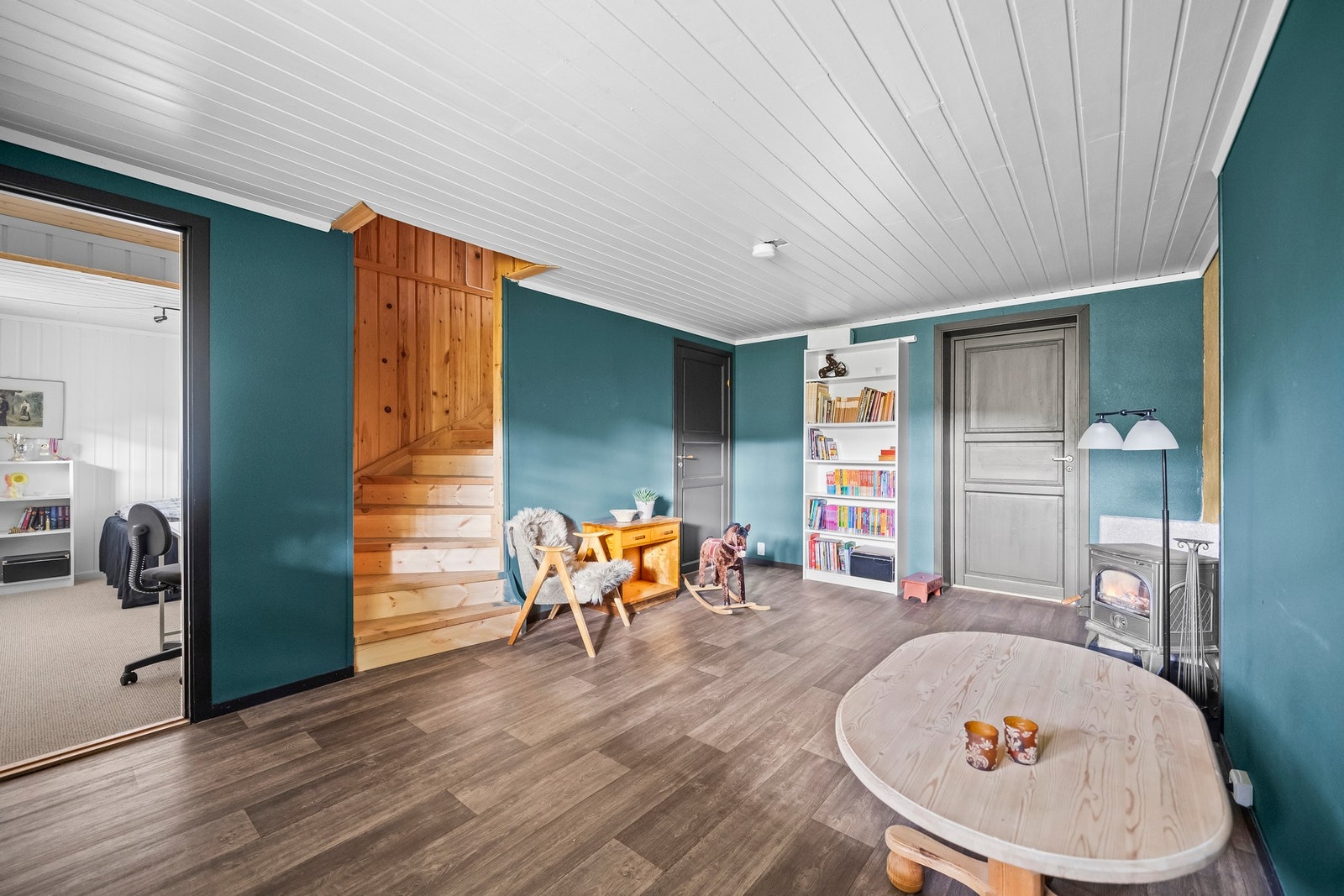 Kjellerstue. Galleribilde