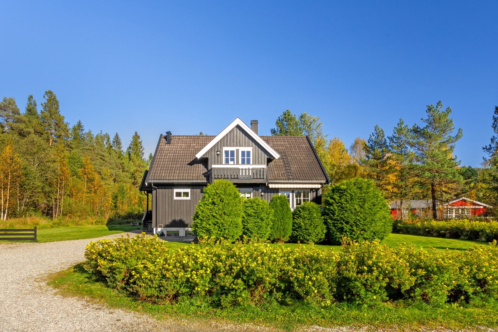 Pent beplantet eiendom Galleribilde