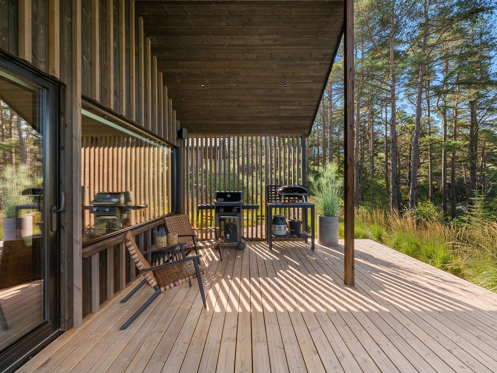 Prosjektet har flere prosjekterte hytter i området, hvor gjeldende hytter er av større størrelse. Galleribilde