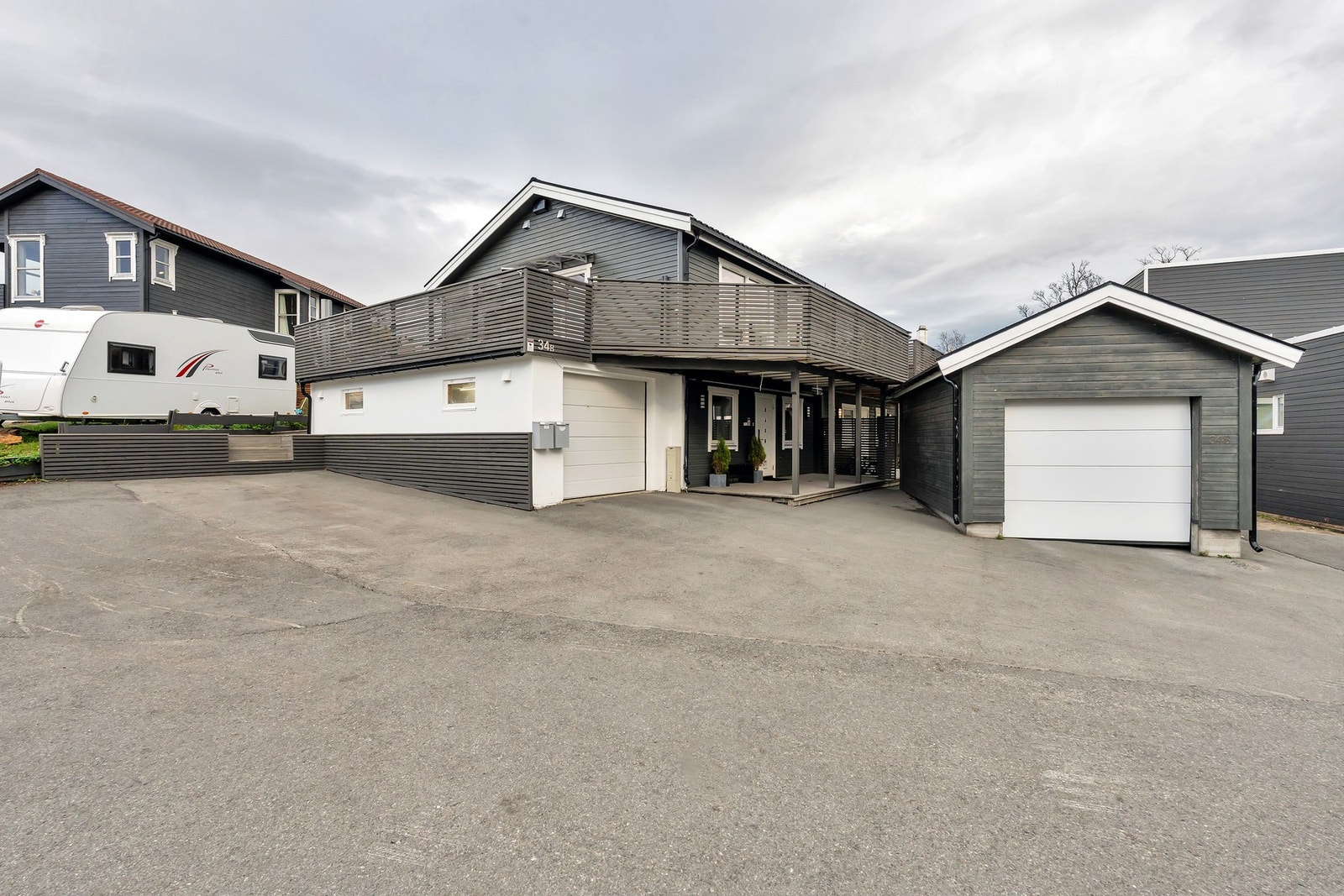 Fasade sett fra sørvest. Galleribilde