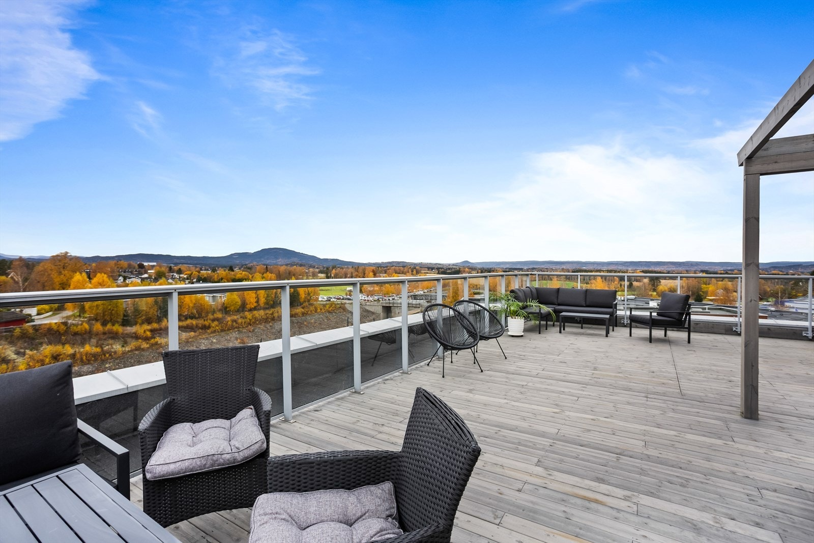 Felles takterrasser tilgjengelig for beboere. Galleribilde