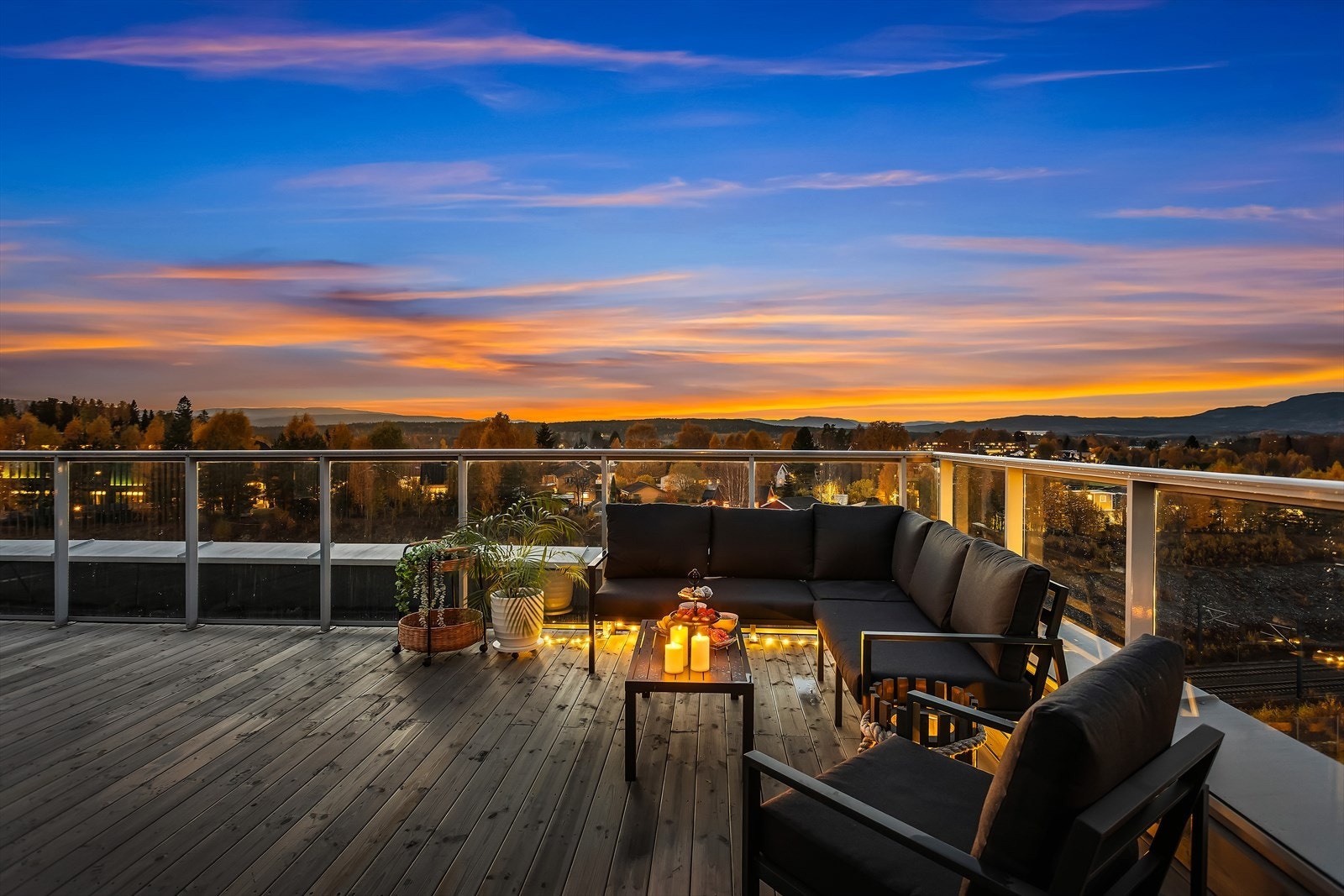 Kveldsstemning. Galleribilde