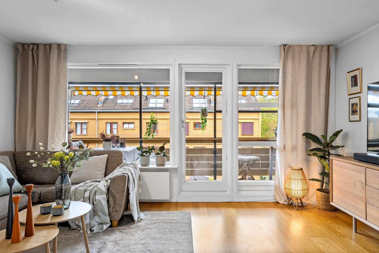 Leiligheten er lys og velholdt og har en bra planløsning. Galleribilde