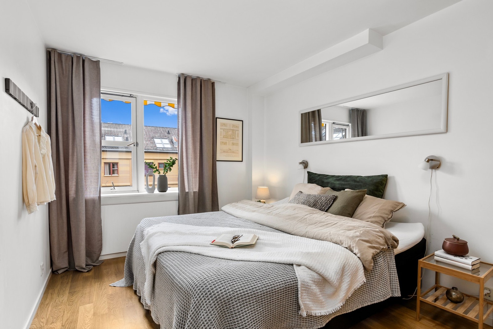 Hovedsoverom av god størrelse med plass til dobbeltseng. Galleribilde