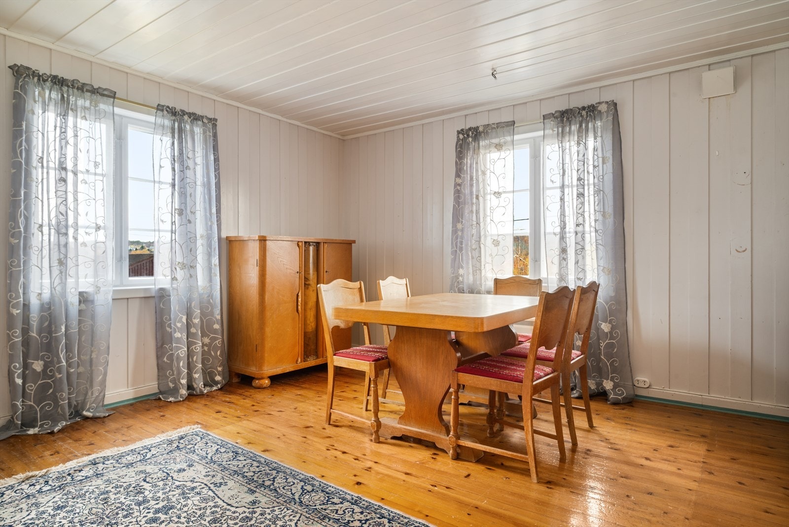 Stue i 2. etasje. Galleribilde