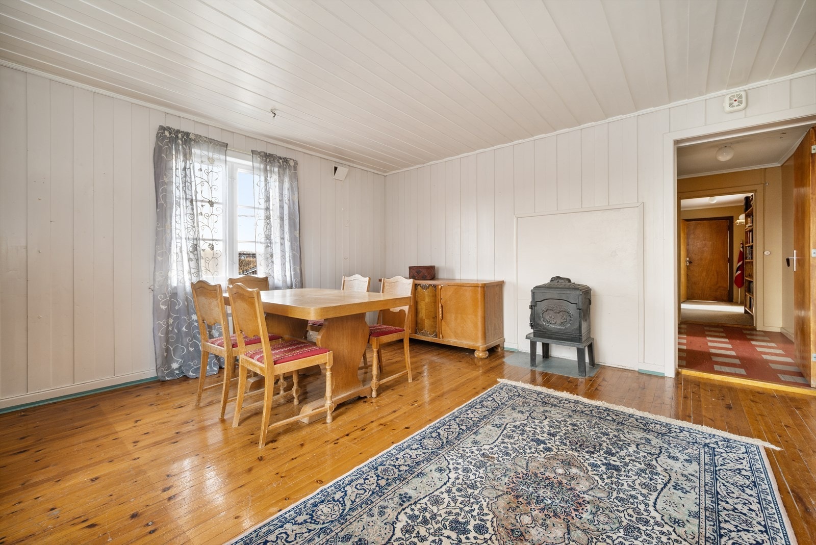 Stue i 2. etasje. Galleribilde