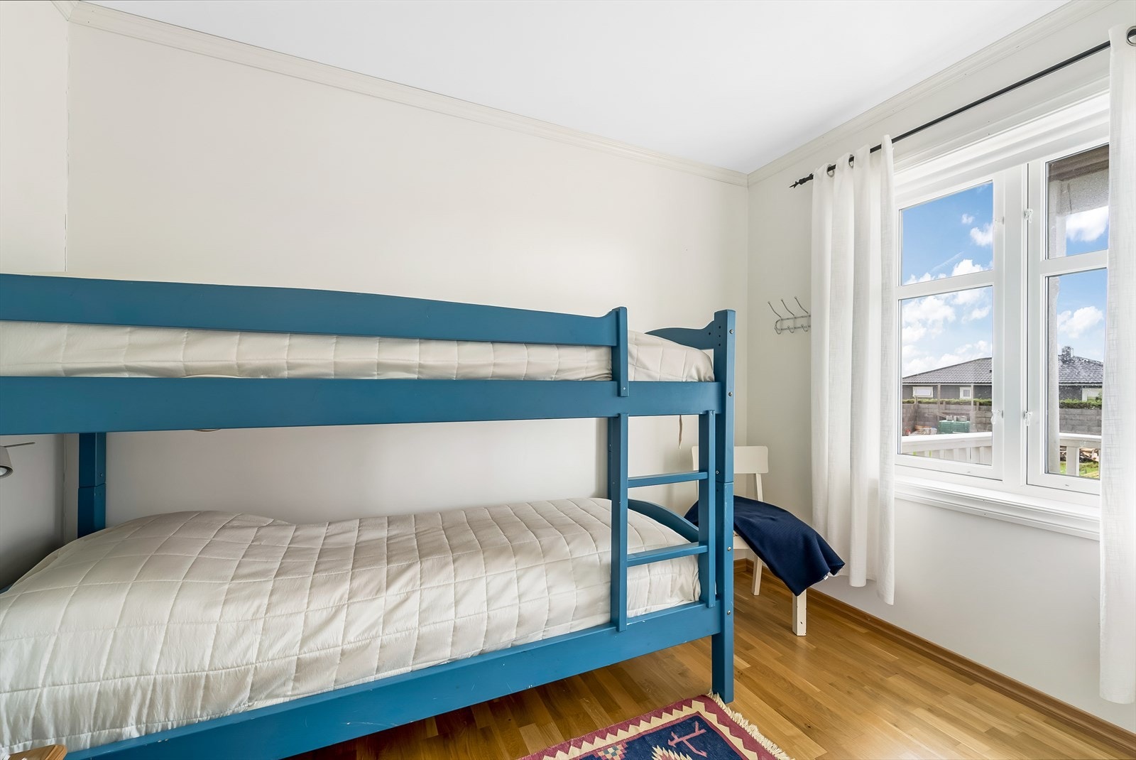 Soverom 2 av 5 ligger i 1. etasje. Galleribilde