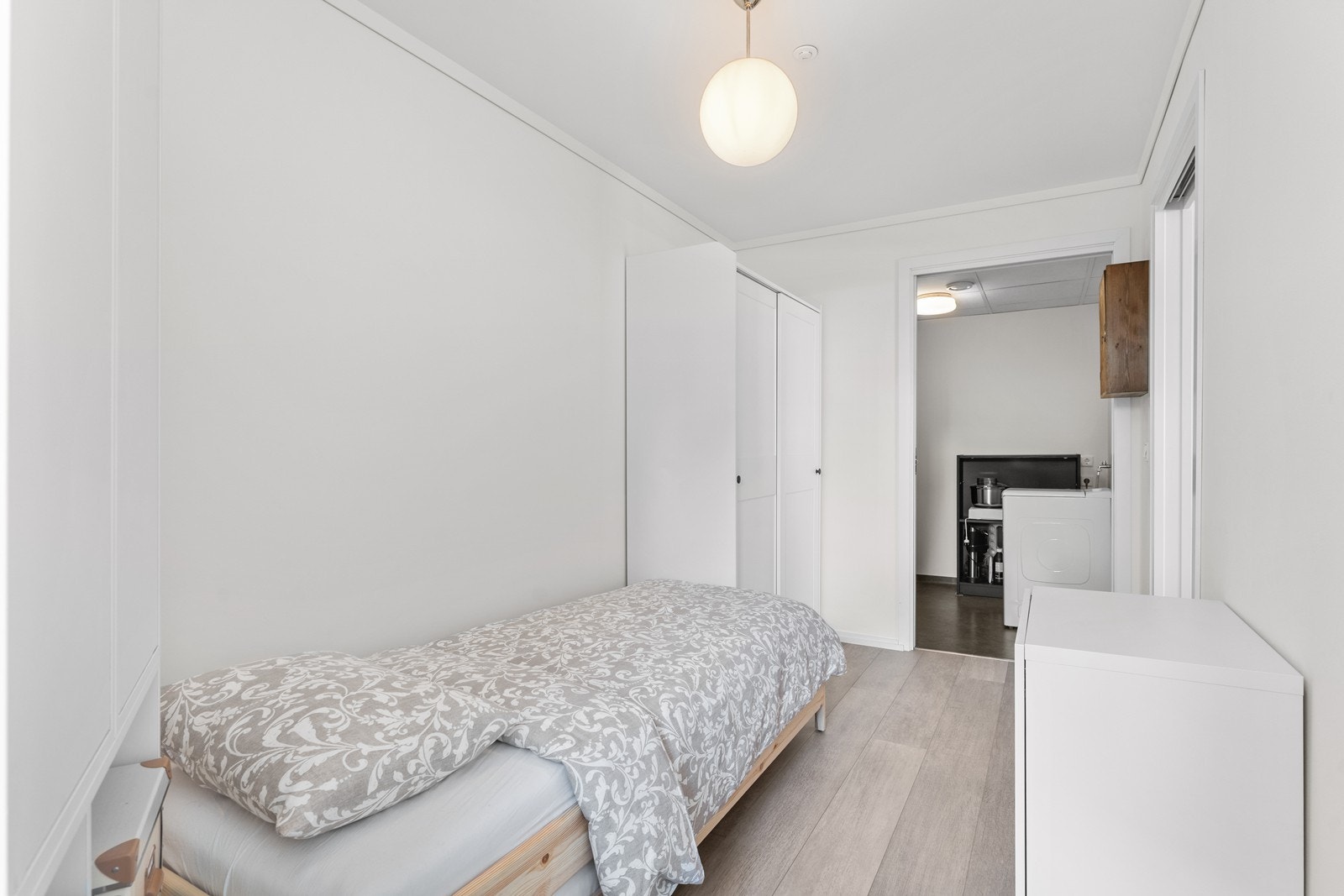 Via dette soverommet er det innga
ng til bod/vaskerom. Galleribilde