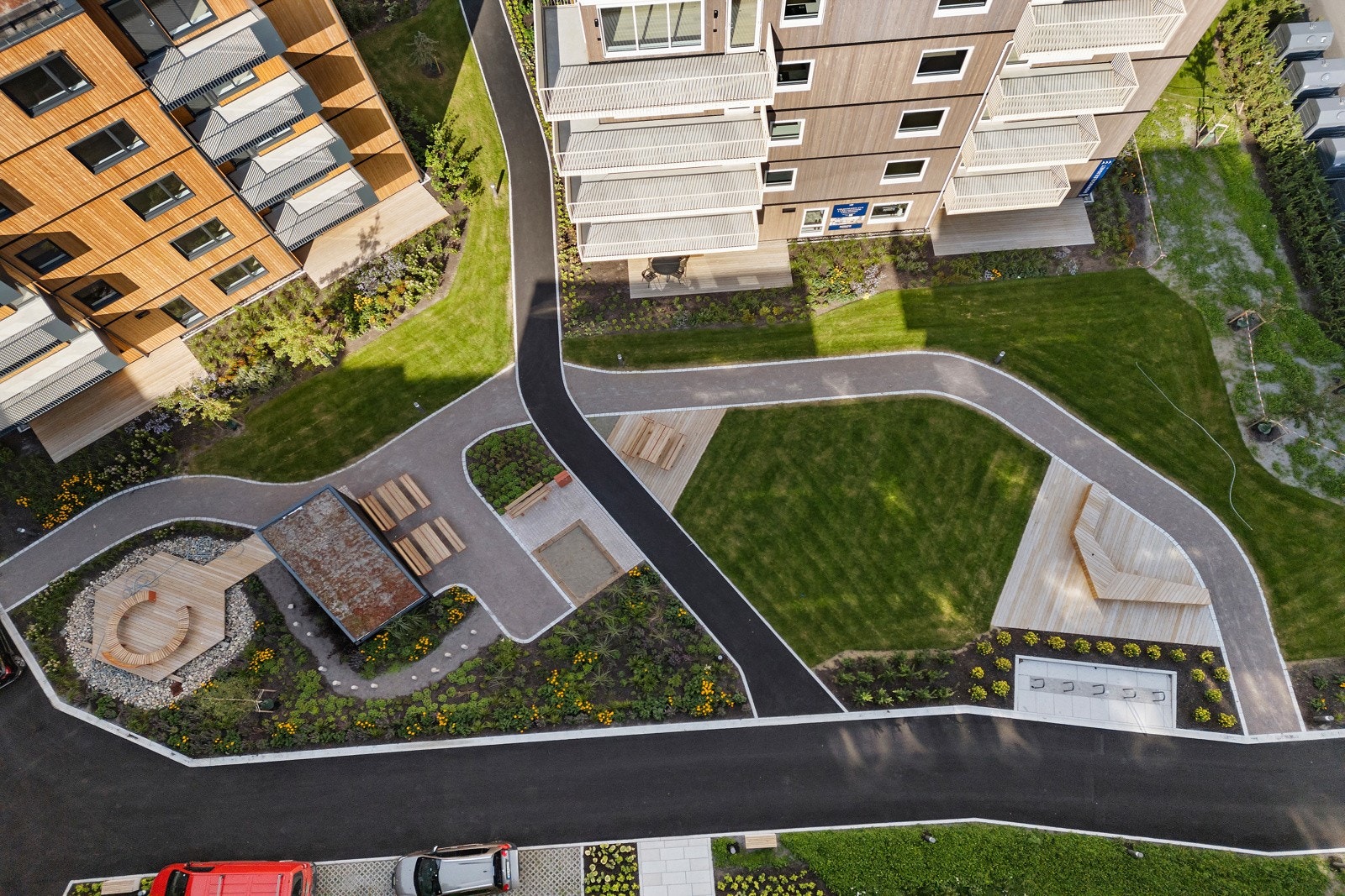 Leiligheten i Ingvald Kristiansens gate 7 ligger i sentrale omgivelser midt i hjertet av Lørenskog - Her har du alt du behøver rett utenfor ytterdøren. Velkommen til visning! Galleribilde