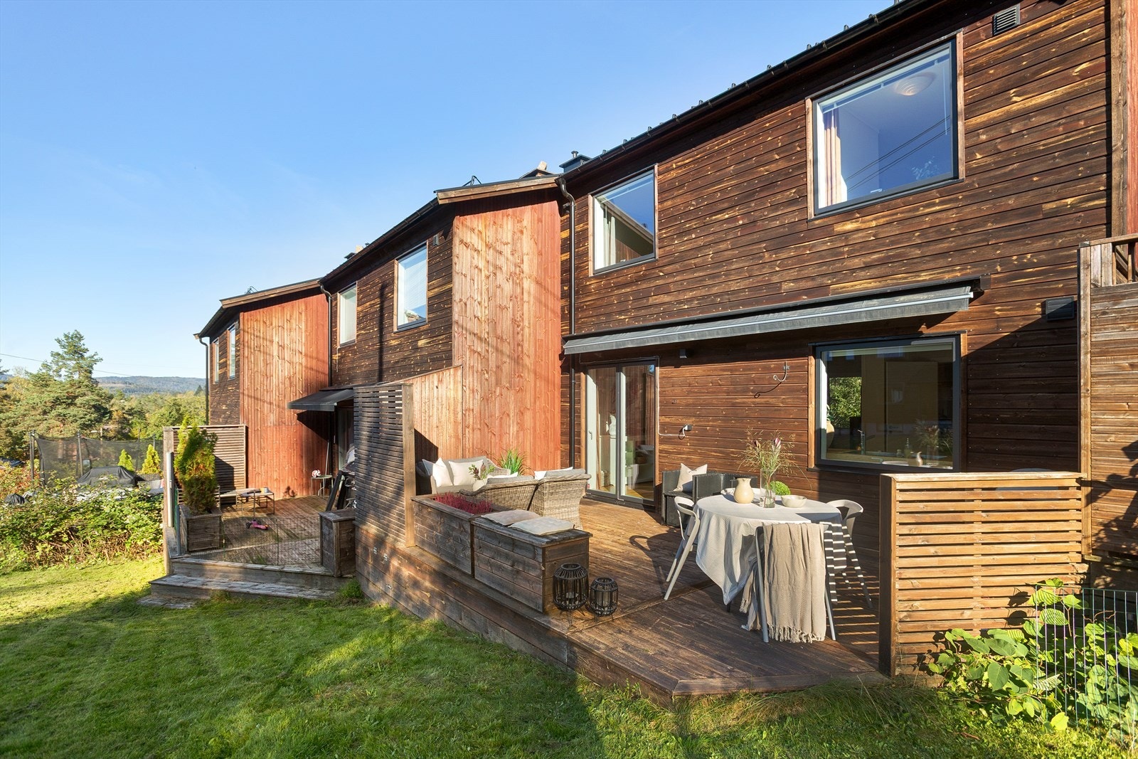 Velkommen til Dyringveien 55, presentert av eiendomsmegler og advokat Susanna Hjelset hos Nordvik Bygdøy allé! Galleribilde