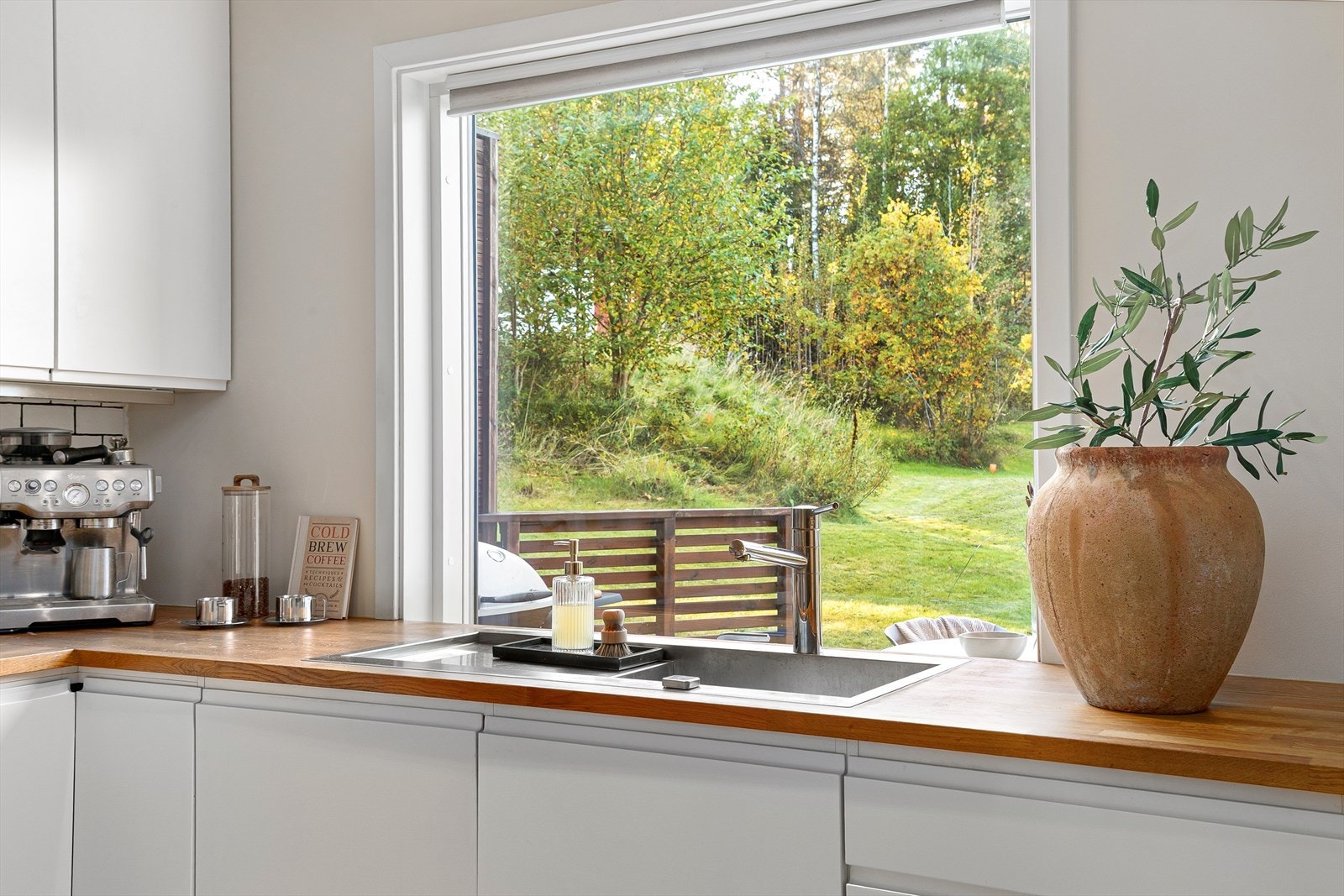 Meget skjermet beliggenhet med flott utsyn og ingen innsyn Galleribilde