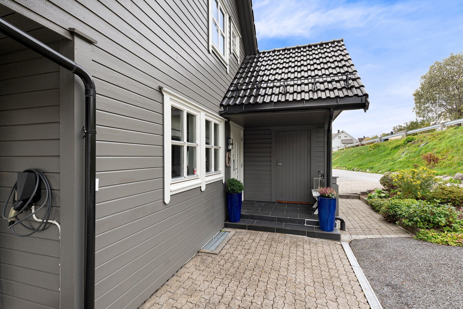 Fasade og inngangsparti mot nord Galleribilde