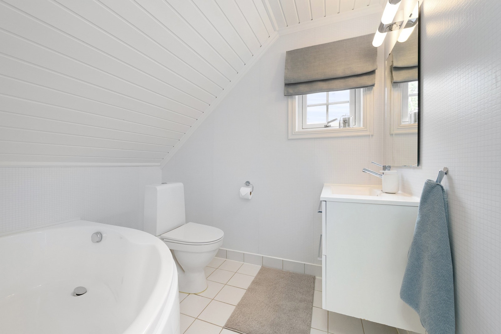 Bad/wc i loftsetasjen Galleribilde