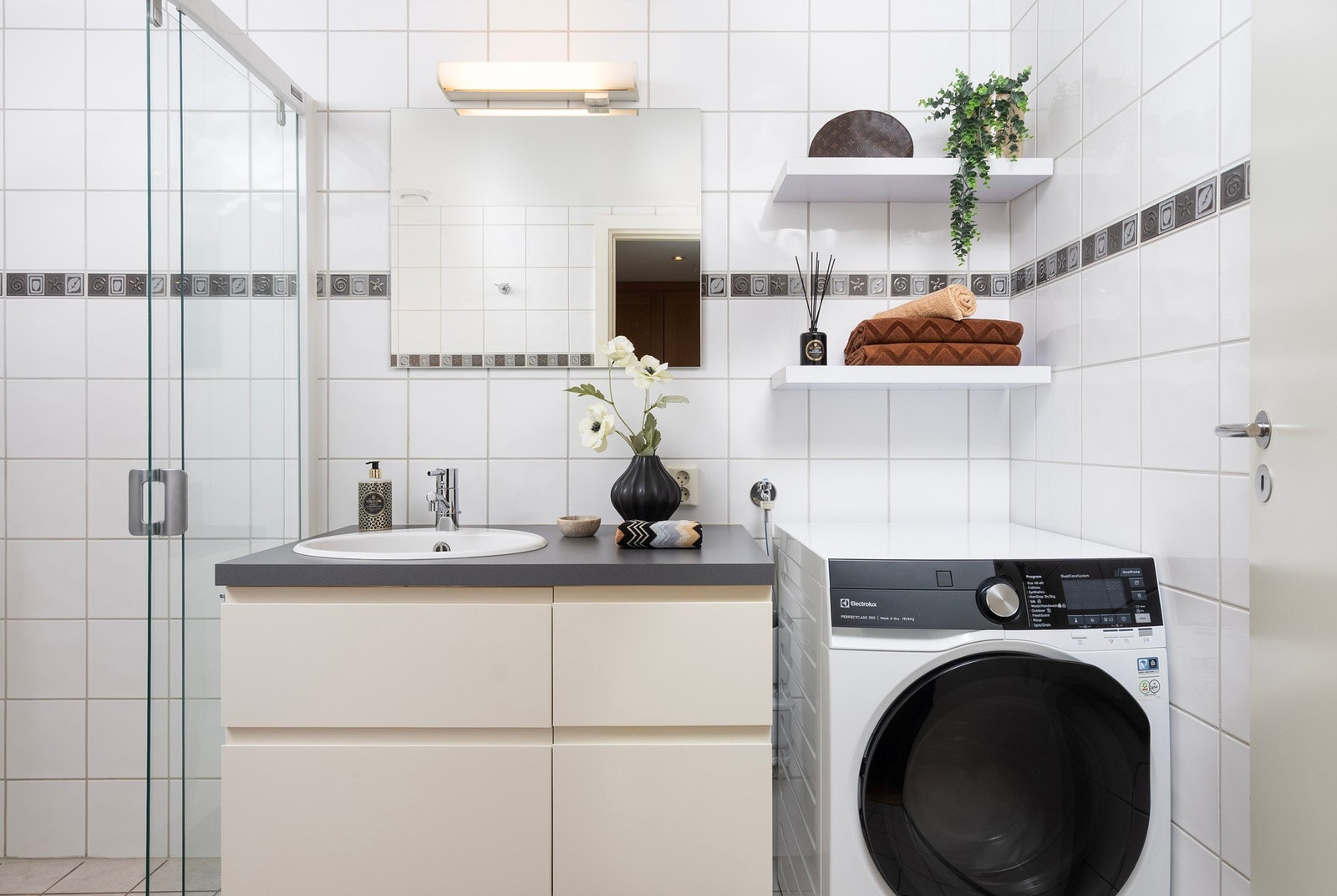 Fin innredning fra HTH Galleribilde