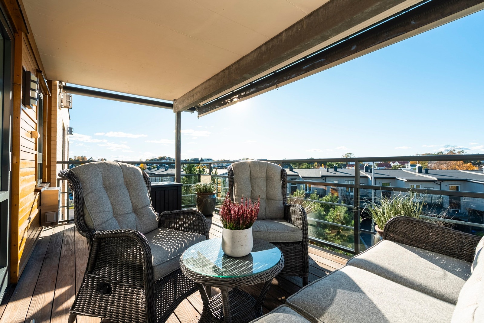 Her kan du nyte lang kveldssol på sommerhalvåret Galleribilde