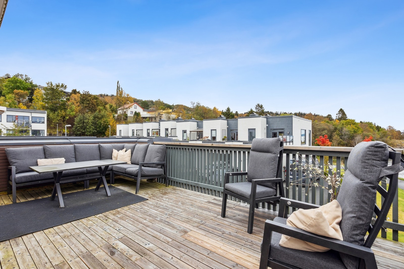 I tillegg byr boligen på en herlig takterrasse på hele 35 kvm. Galleribilde