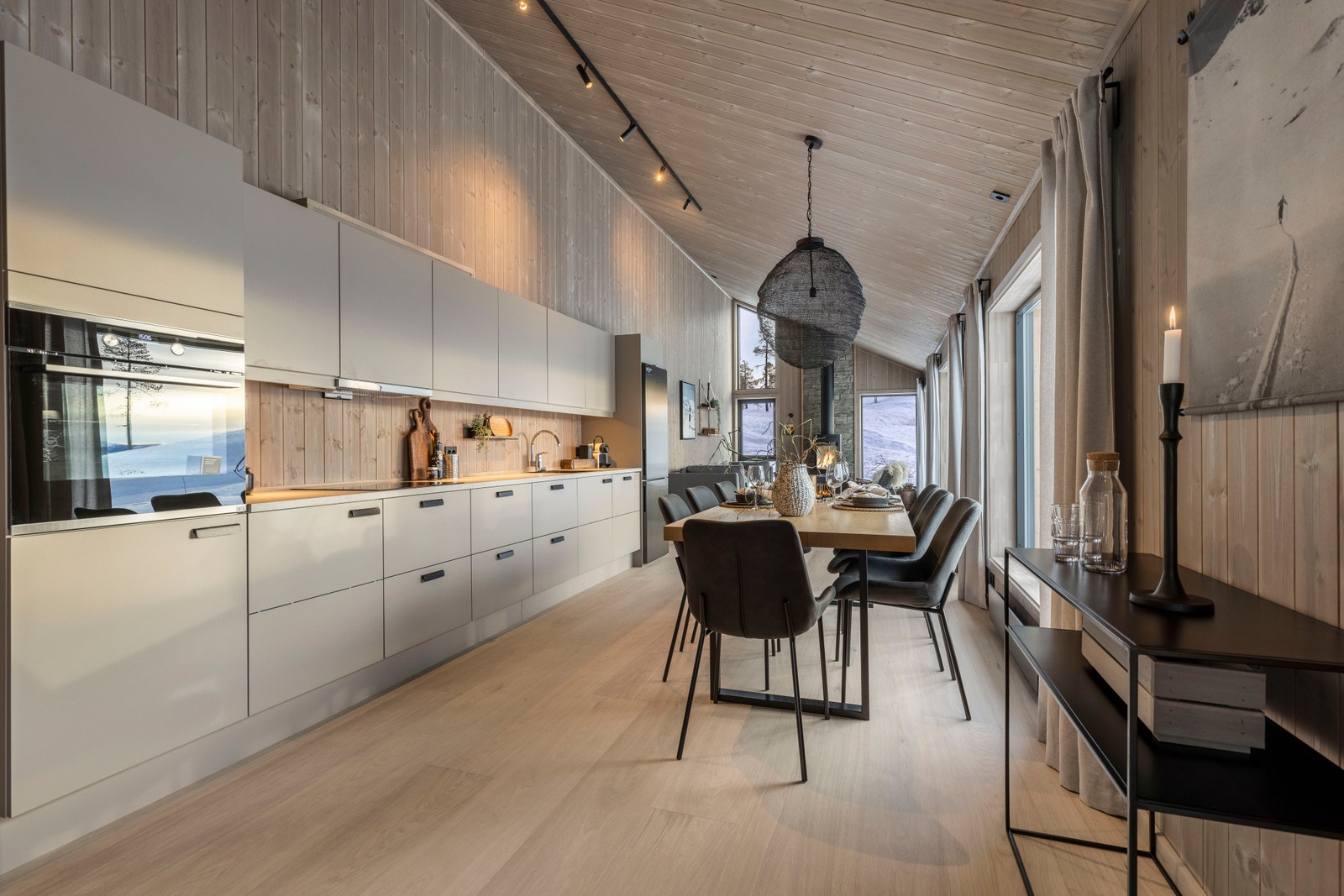 Gulv bra Bjerlin av typen Magnarp. Interiørbilde fra vår visningshytte på Turufjell. Galleribilde