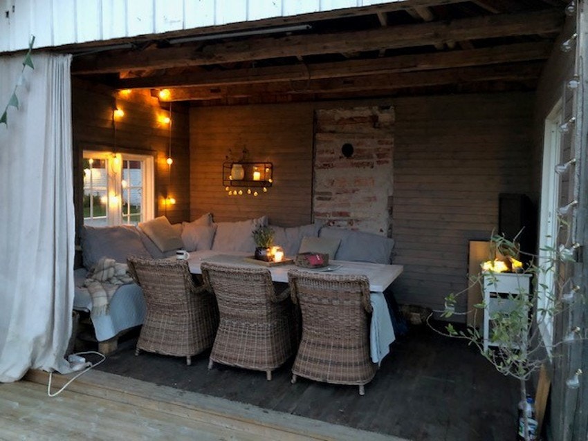 Selgers bilde - terrassen inviterer til brettspill på sene sommerkvelder. Galleribilde