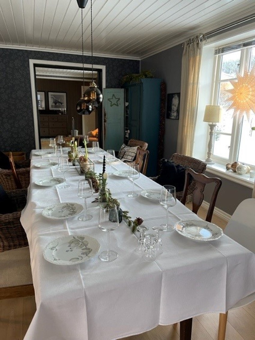 Selgers bilde - her har du plass til å invitere hele familien til julaften. Galleribilde