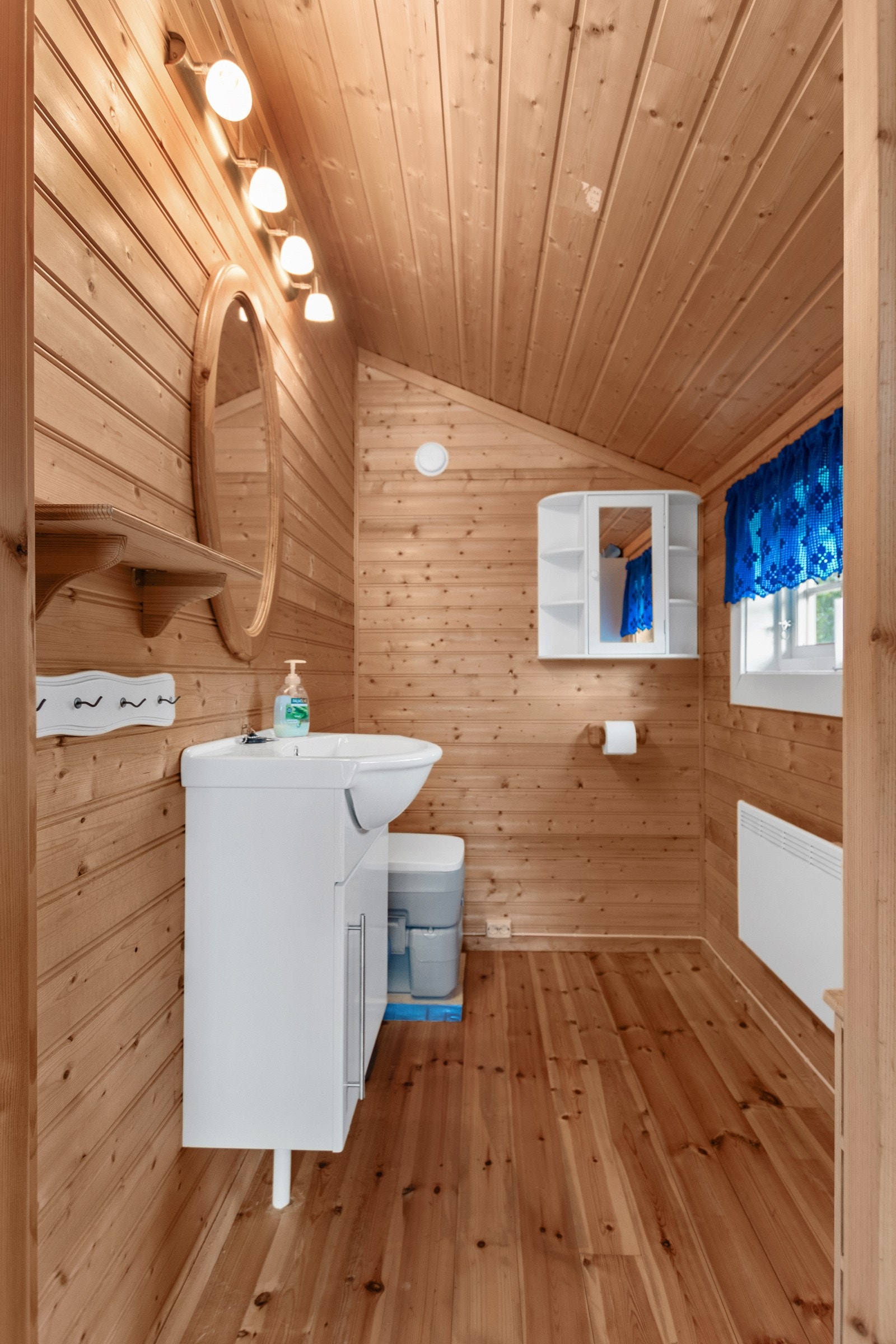 Toalett Galleribilde