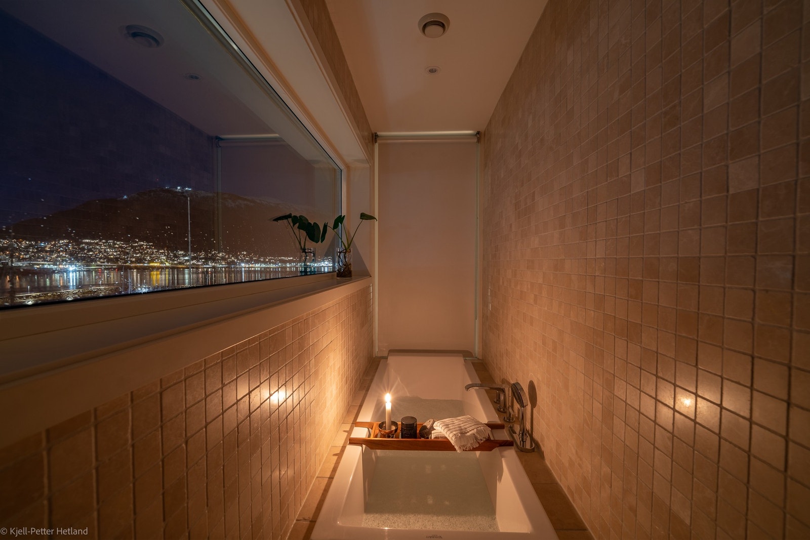 Kveldsfoto. Galleribilde