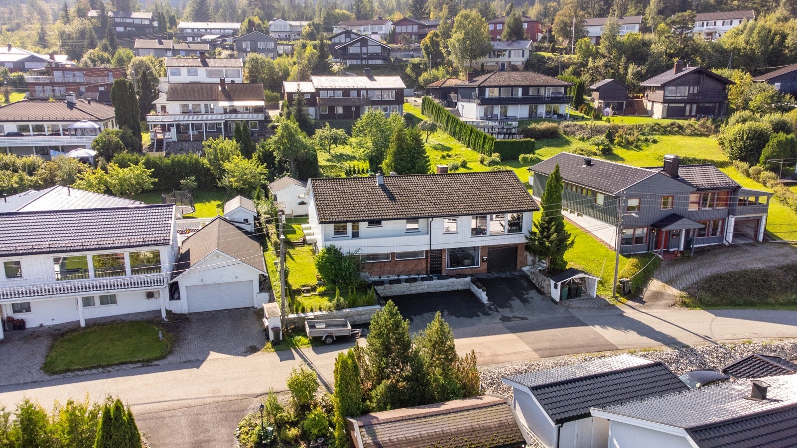 Meglerhuset & Partners ønsker velkommen til Fossilveien 50! Galleribilde