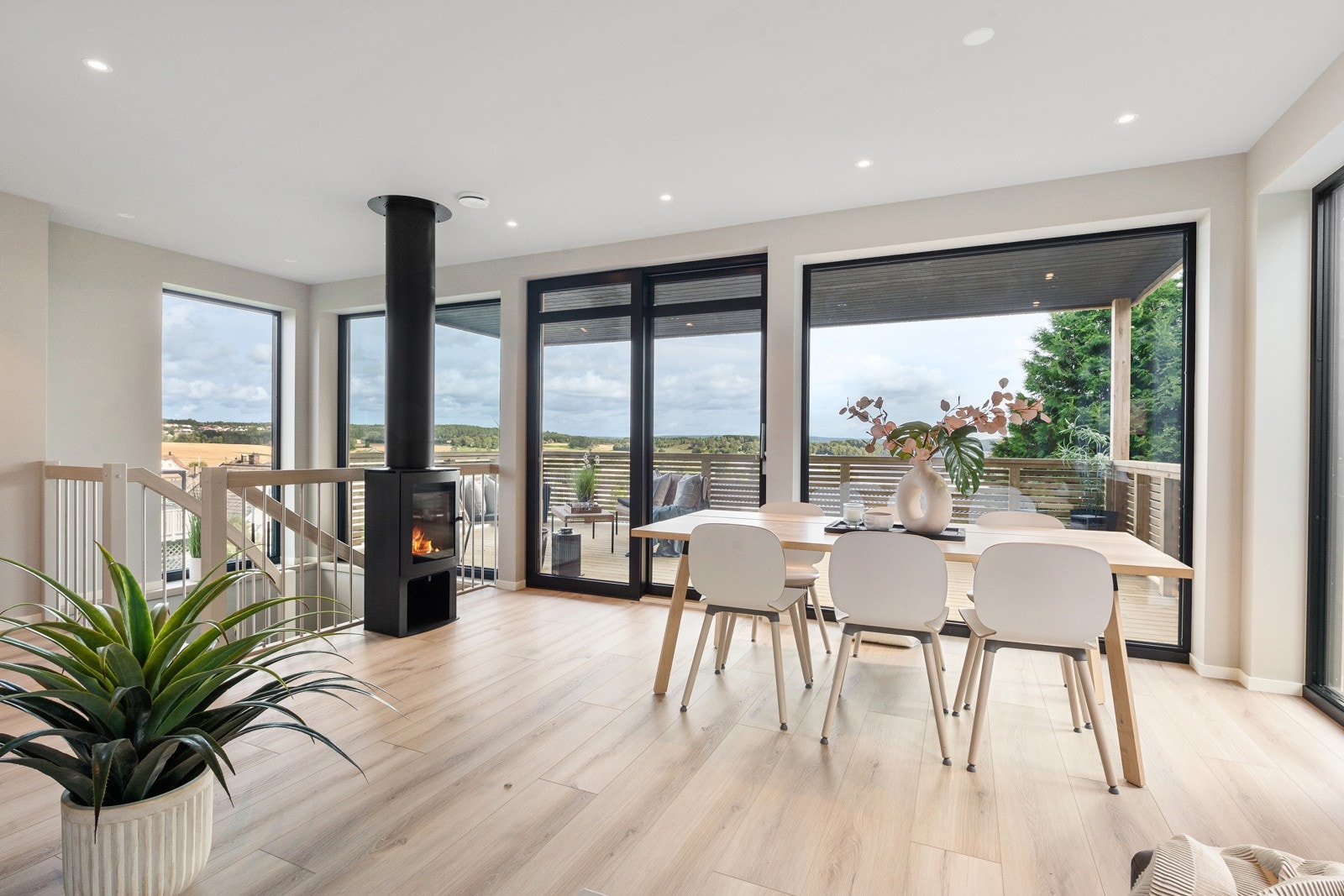 Nyoppført enebolig med god standard og fantastisk utsikt Galleribilde