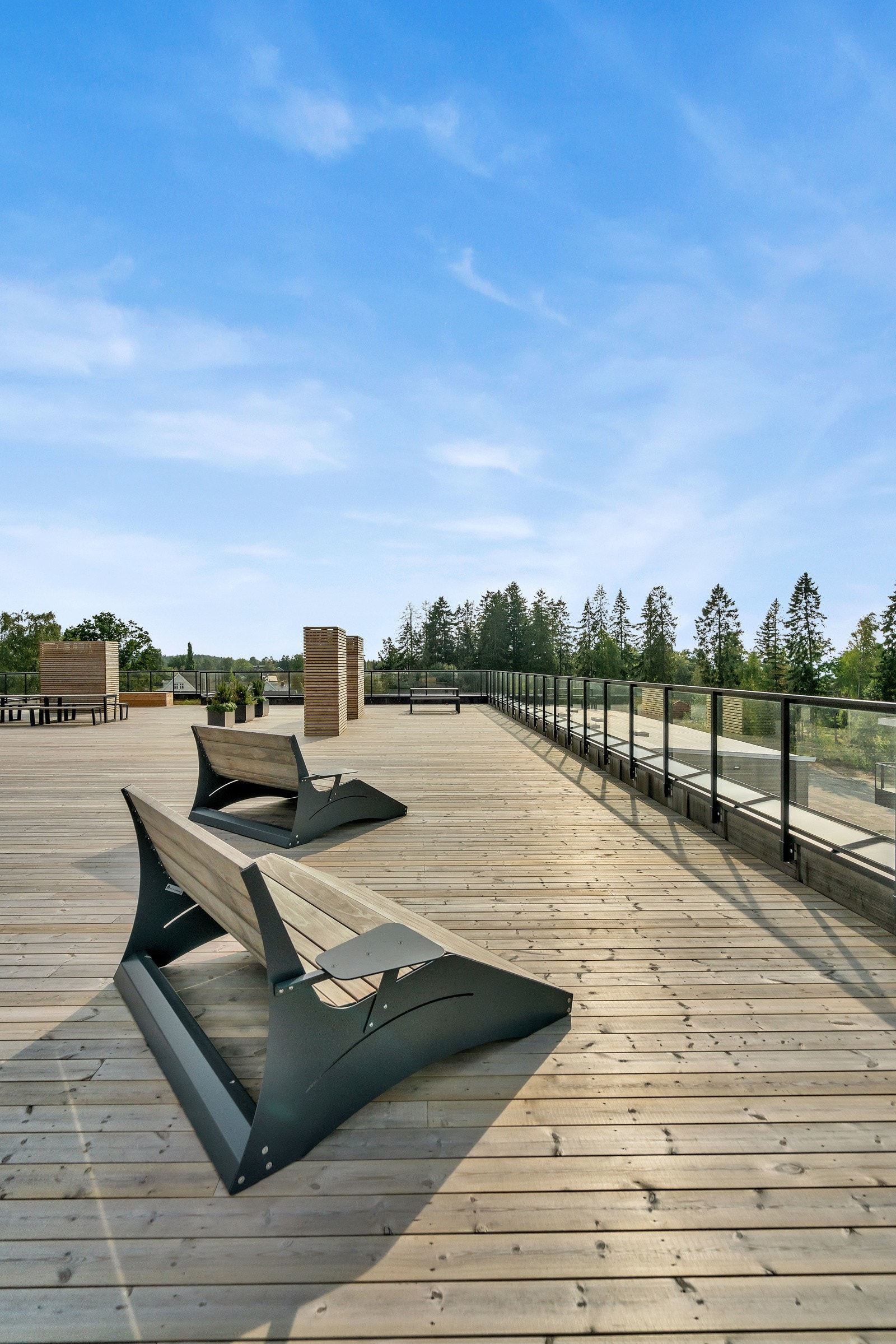 Her er det fritt utsyn i alle himmelretninger, noe som gir deg som beboer enda flere muligheter til å nyte livet utendørs Galleribilde