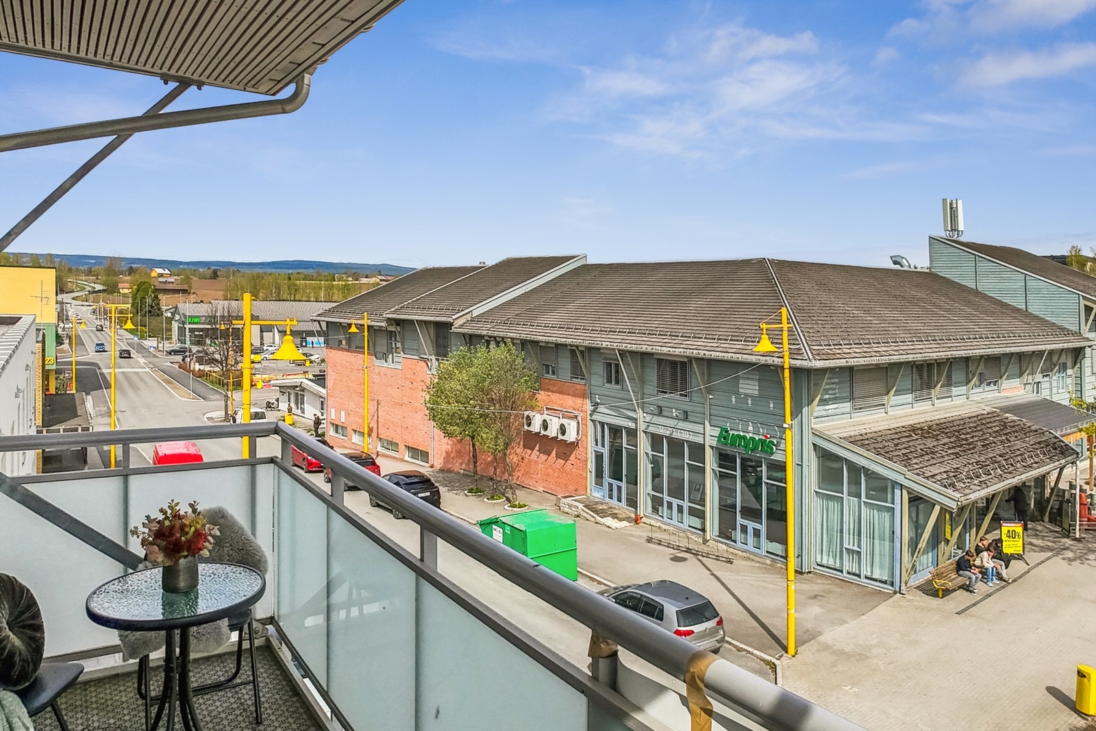 Utsikt over Løten sentrum Galleribilde