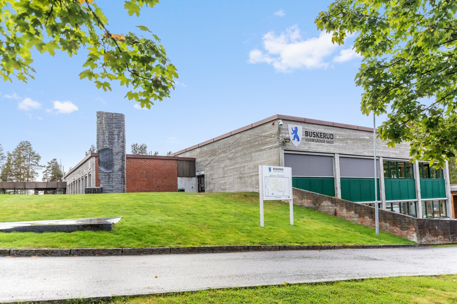 Buskerud videregående skole Galleribilde