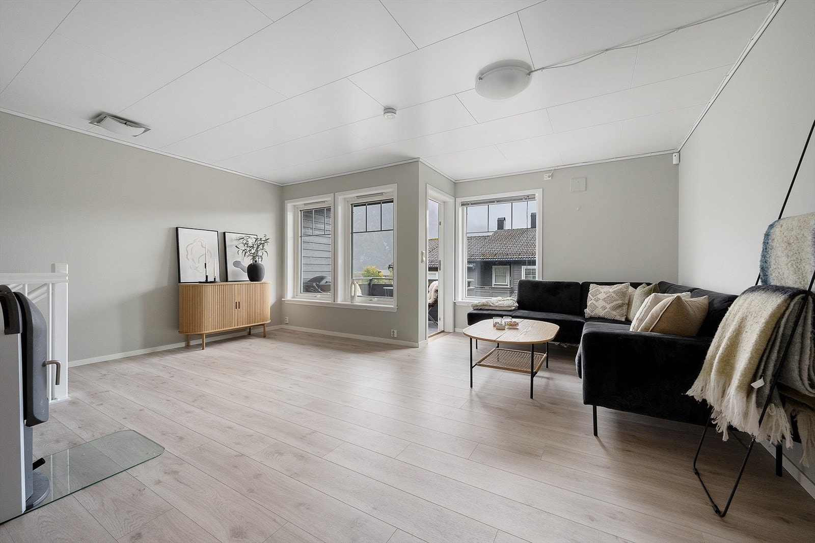 Stuen lar seg enkelt møblere med sittegruppe. Galleribilde