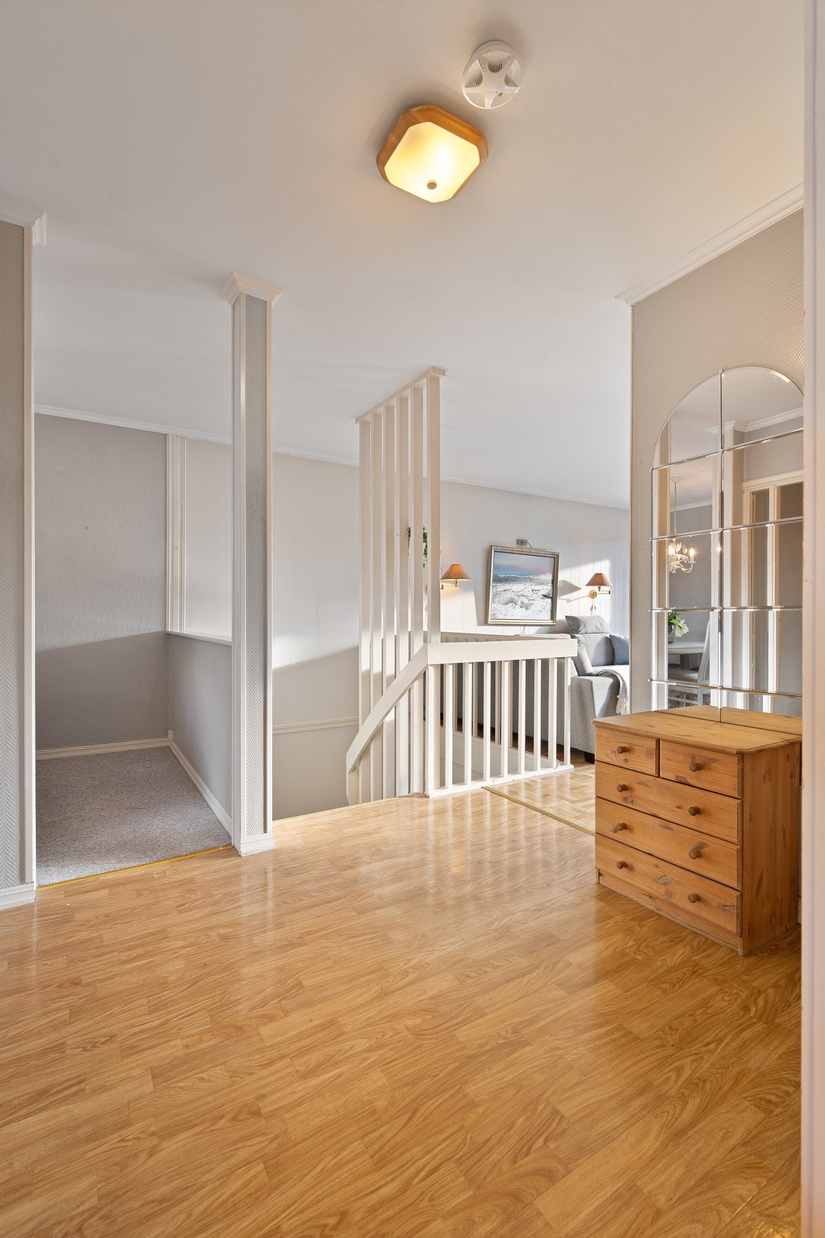 Trapp ned til underetasje Galleribilde