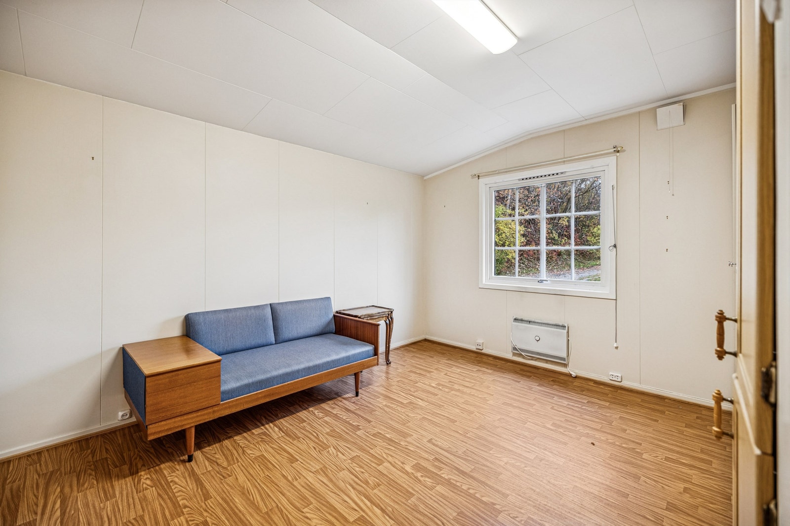 Soverom 2. Dette rommet egner seg godt som barnerom, kontor eller gjesterom. Galleribilde