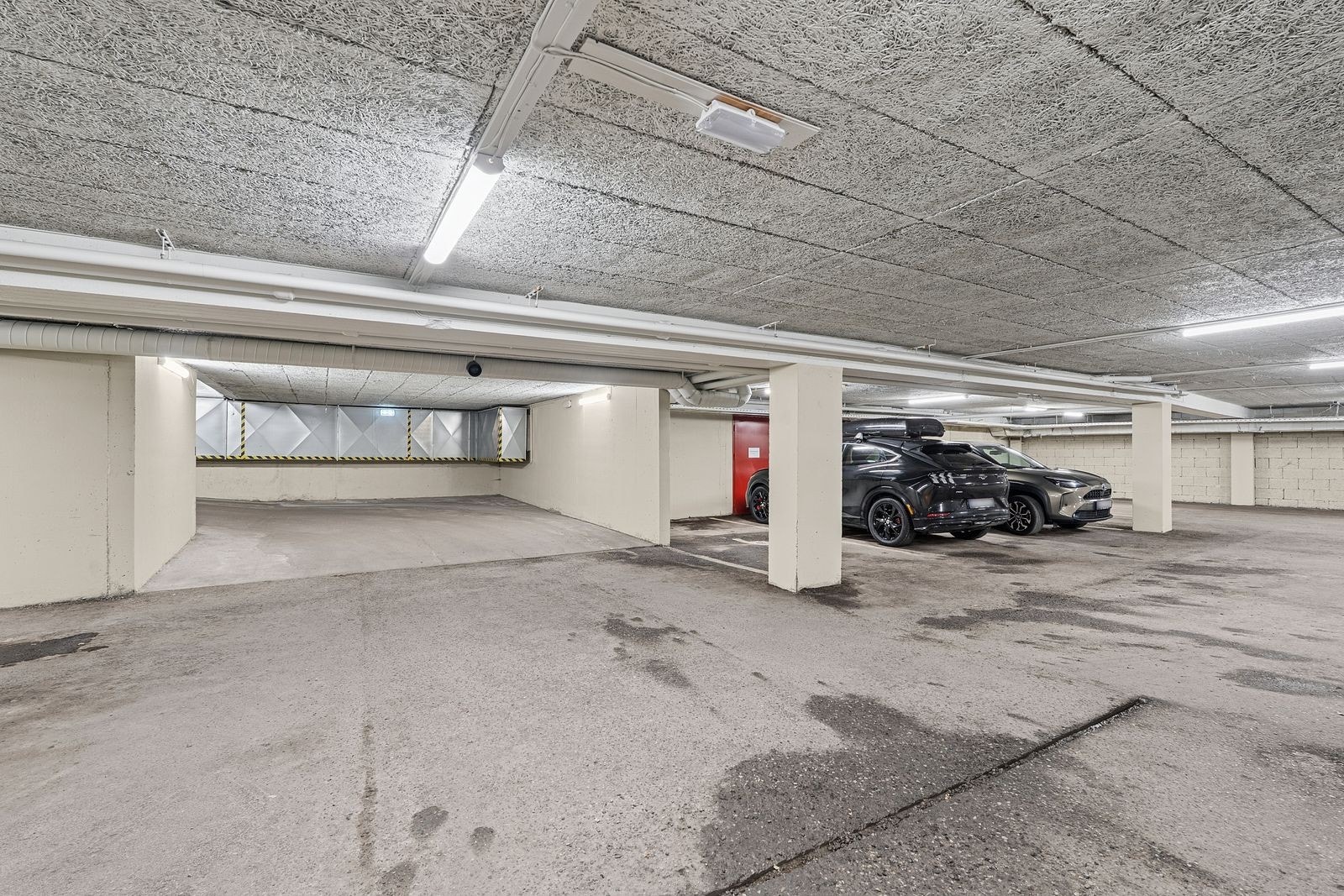 Det medfølger parkeringsplass i garasjekjelleren Galleribilde