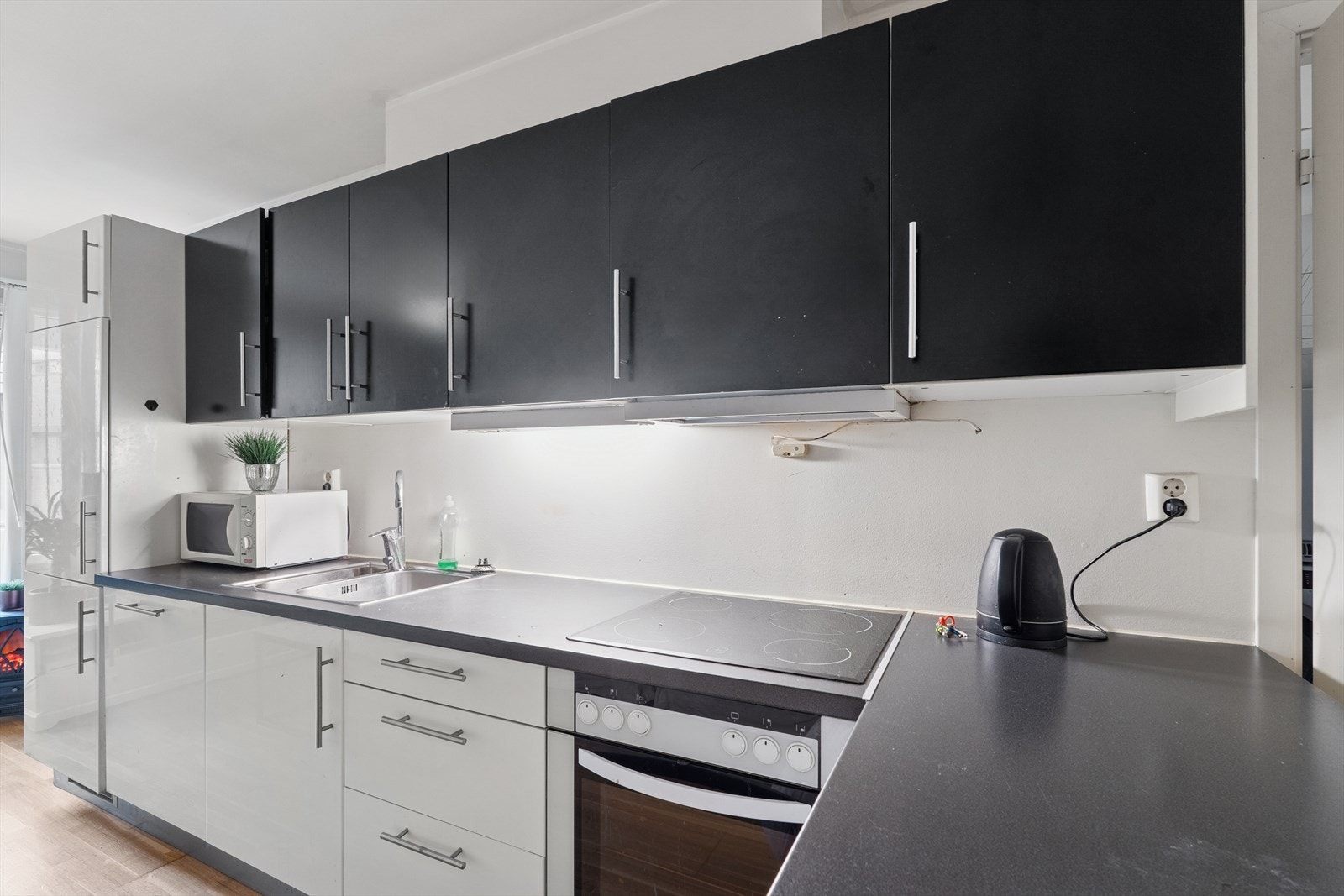 Kjøkkeninnredning antatt fra 2011 Galleribilde