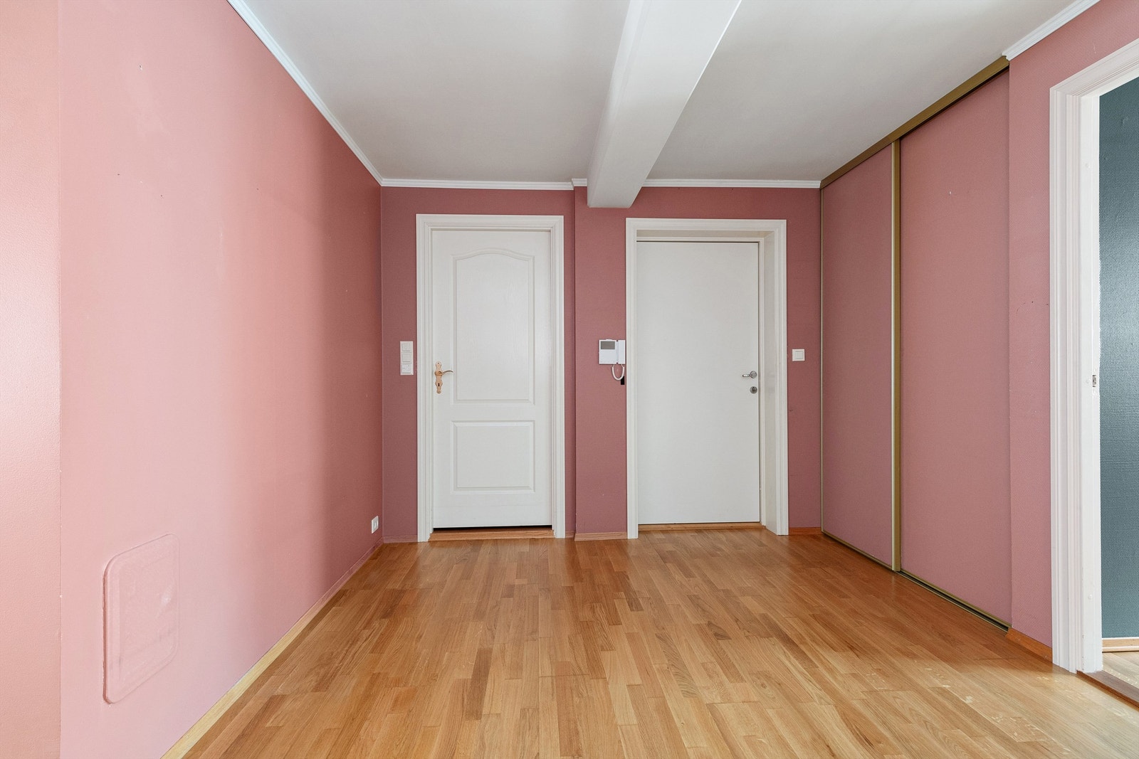 Romslig gang Galleribilde