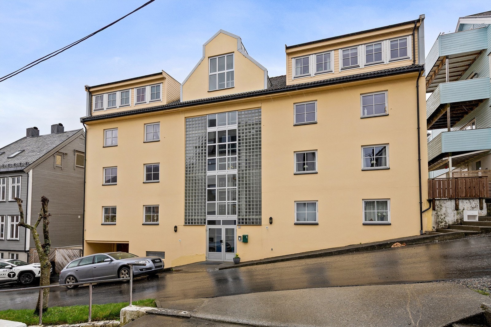 Fasade mot Storhauggata Galleribilde