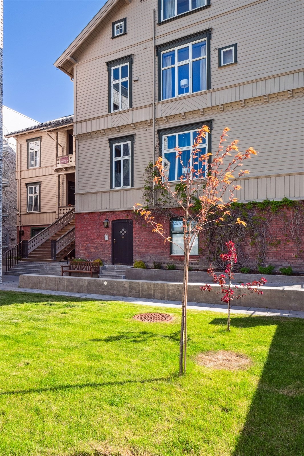 Her bor du i et hyggelig bomiljø med tilgang til felles uteområde. Galleribilde