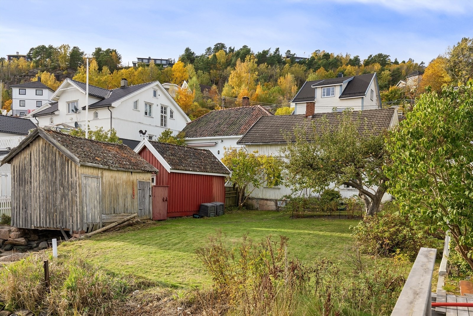 Naustet ytterst på tomten tilhører eiendommen Galleribilde
