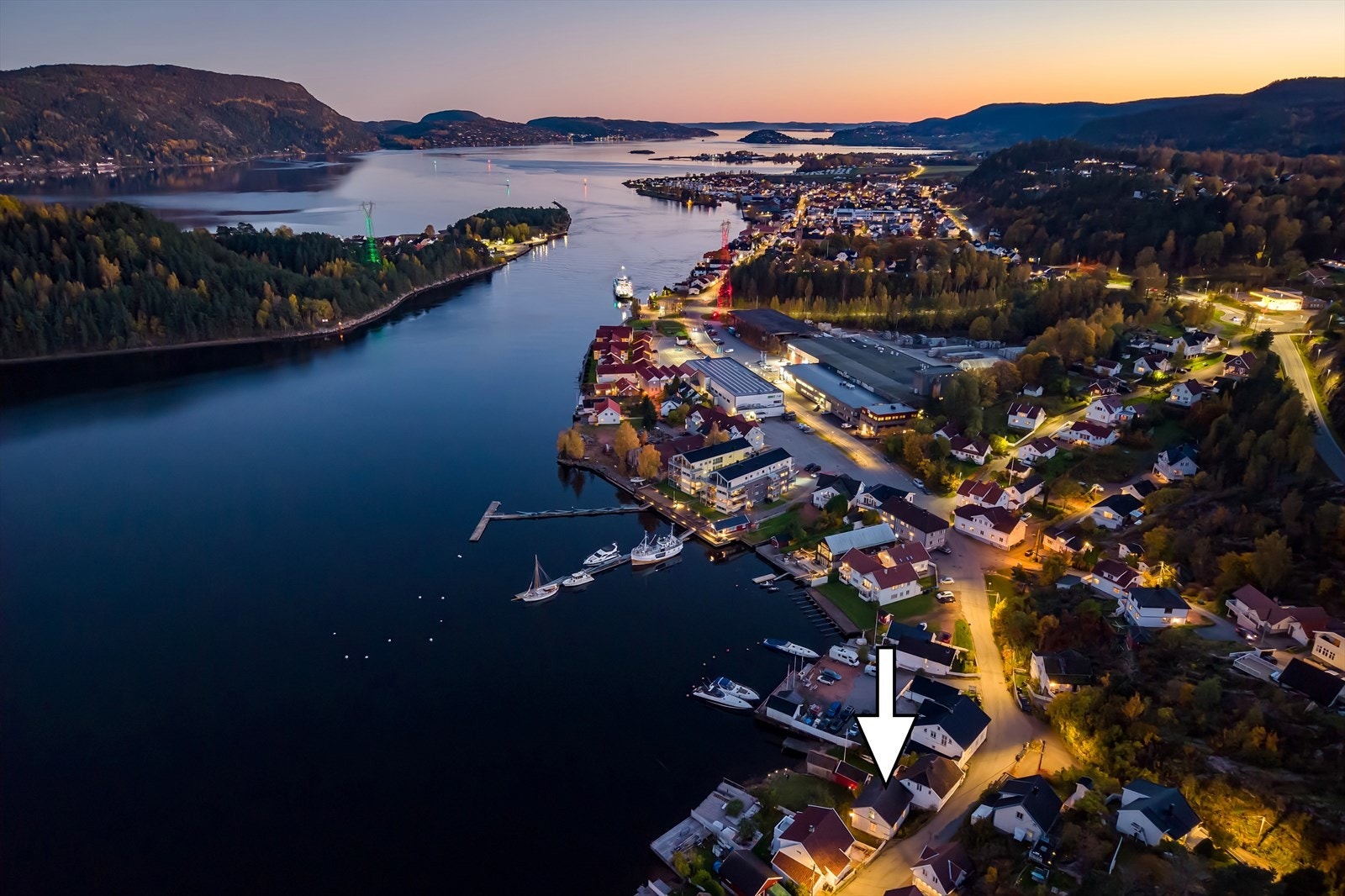 Vennskapsbyene til Svelvik er Nådendal, Vadstena og Bogense Galleribilde