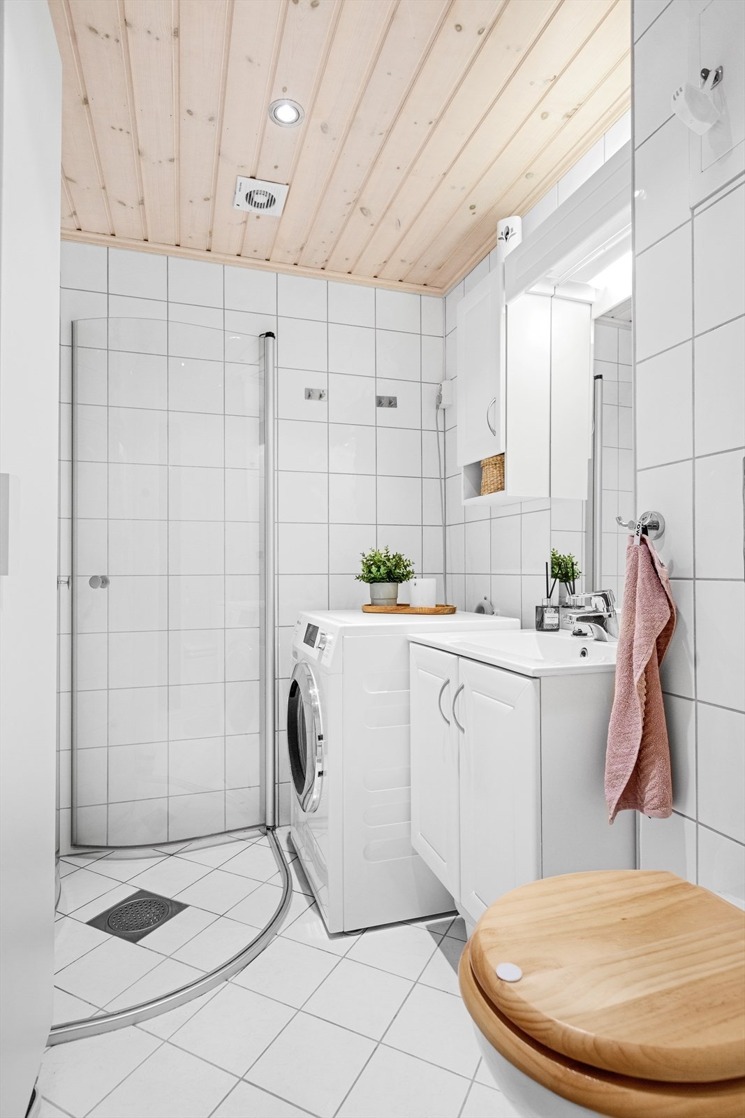 Bad med varmekabler Galleribilde