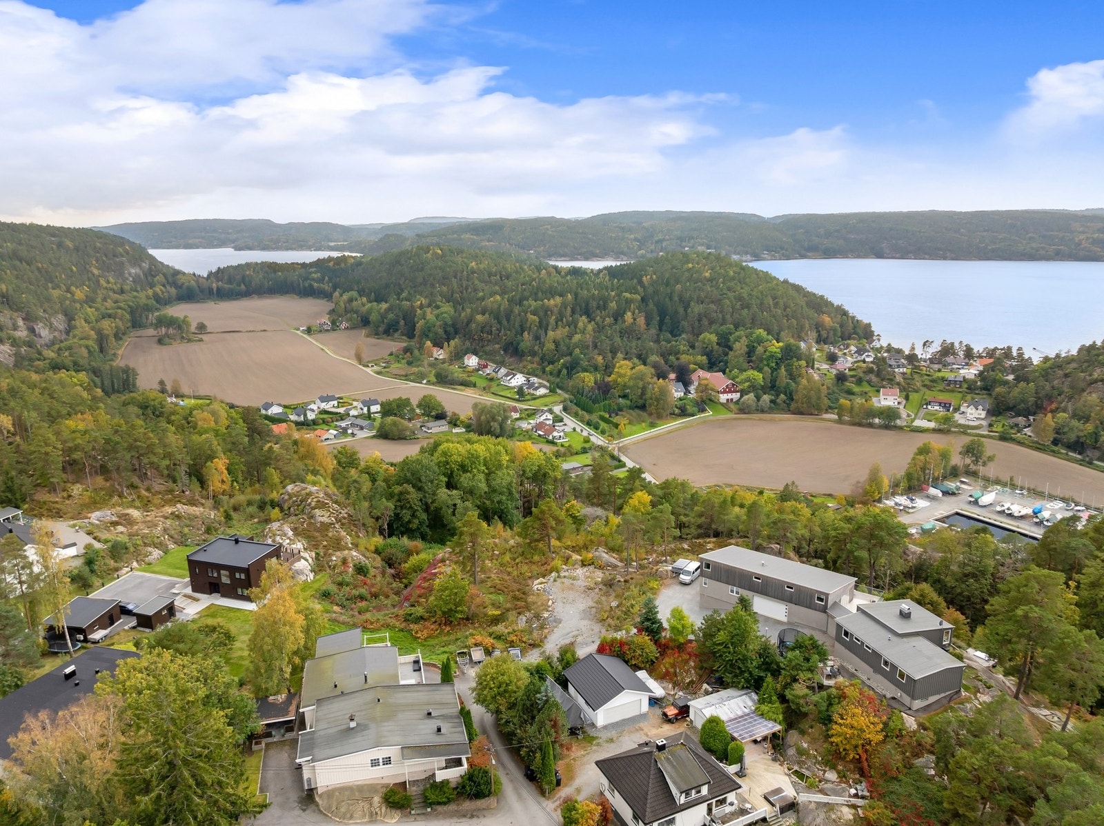 Området er attraktivt i forhold til nærheten til byen og at det er veldig lite trafikk i gaten. Galleribilde