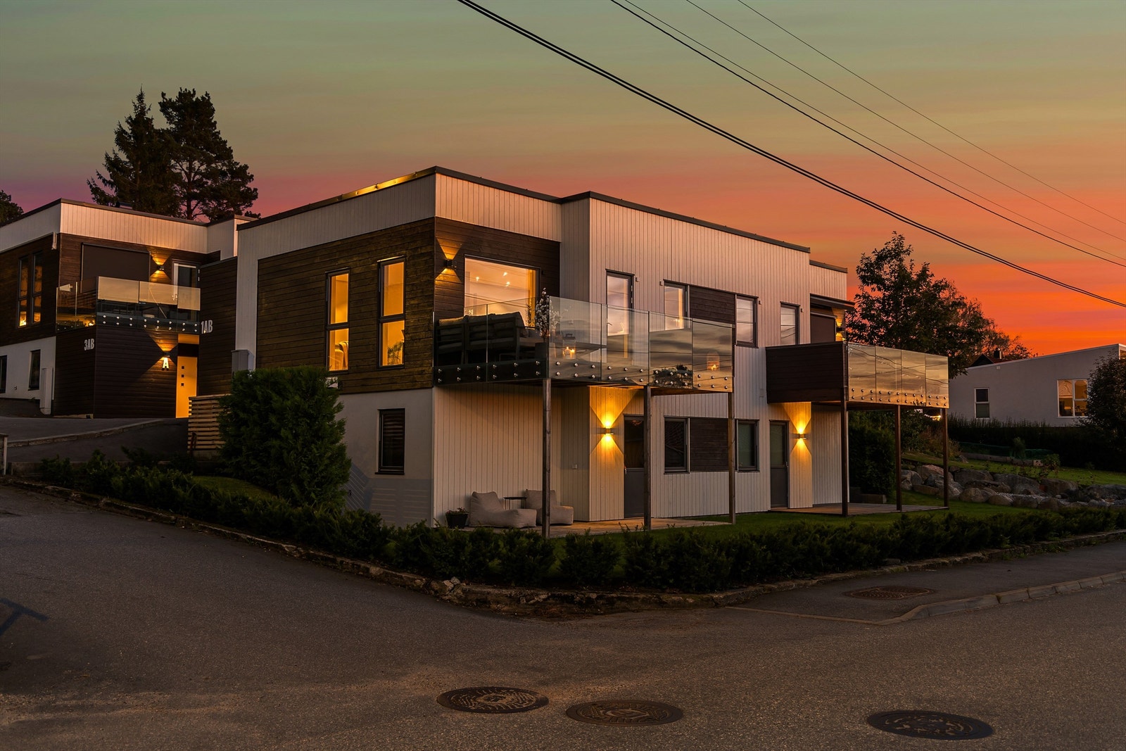 Vardeveien 1A presenteres av Per-Espen i Krogsveen. Galleribilde