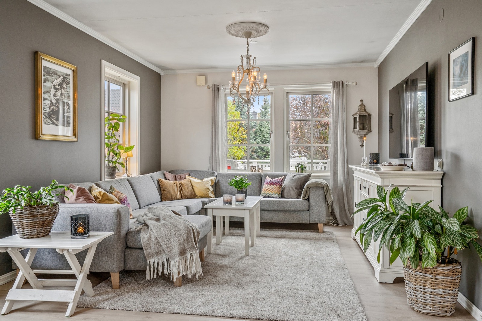 Hestehagen 17 ligger i et barnevennlig og etablert område på Norby østre. Galleribilde