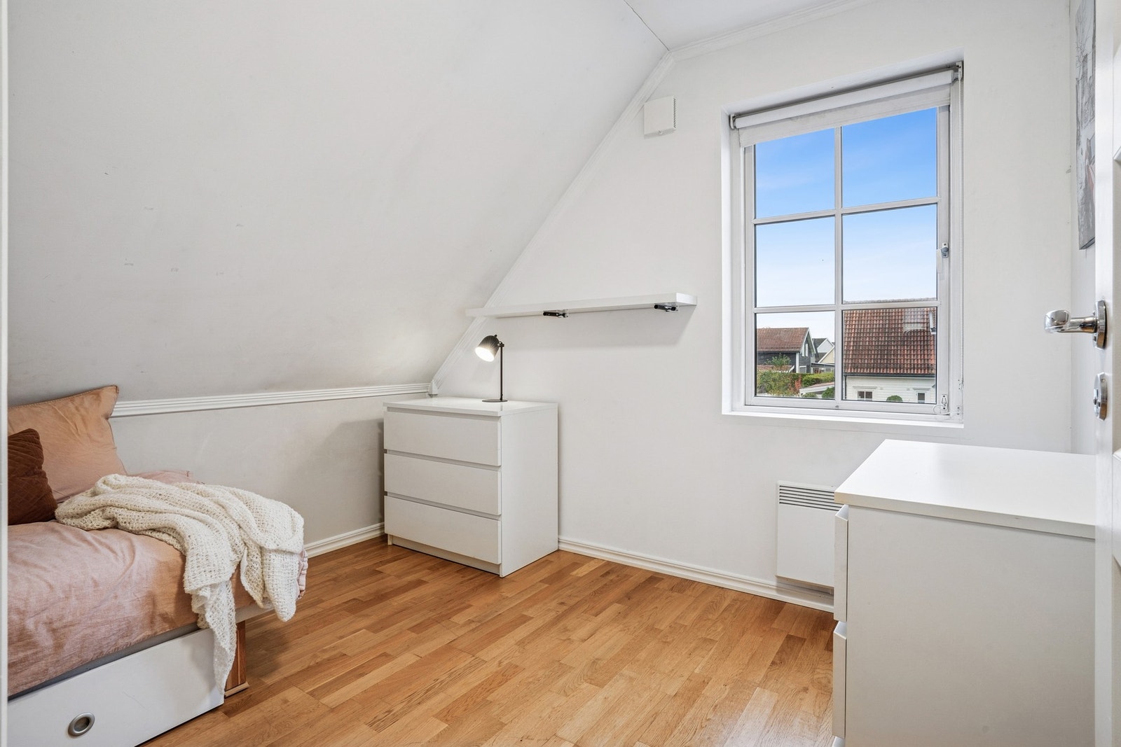 De øvrige soverommene egner seg godt som barnerom, kontor eller gjesterom. Galleribilde