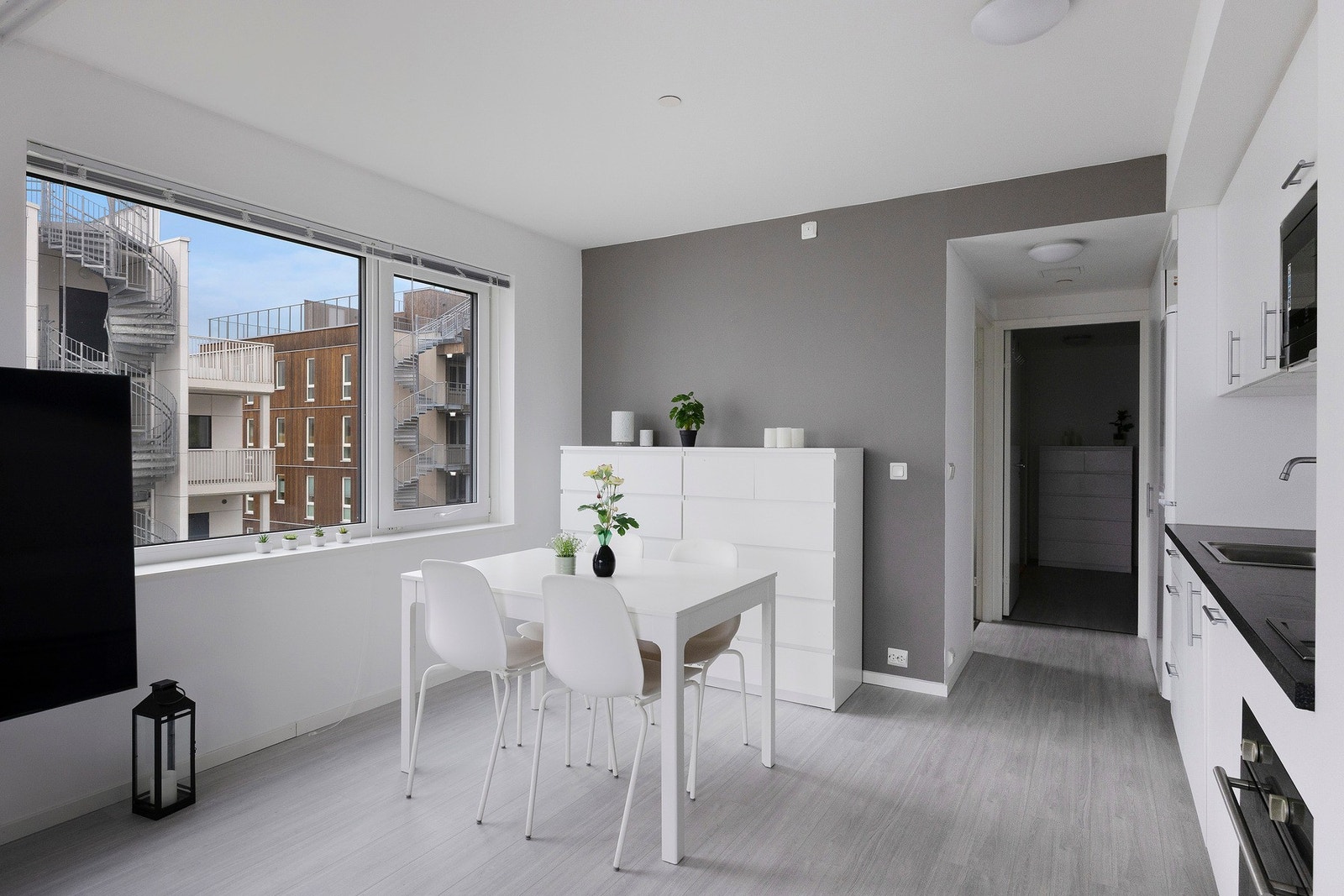 Spisestue. Galleribilde