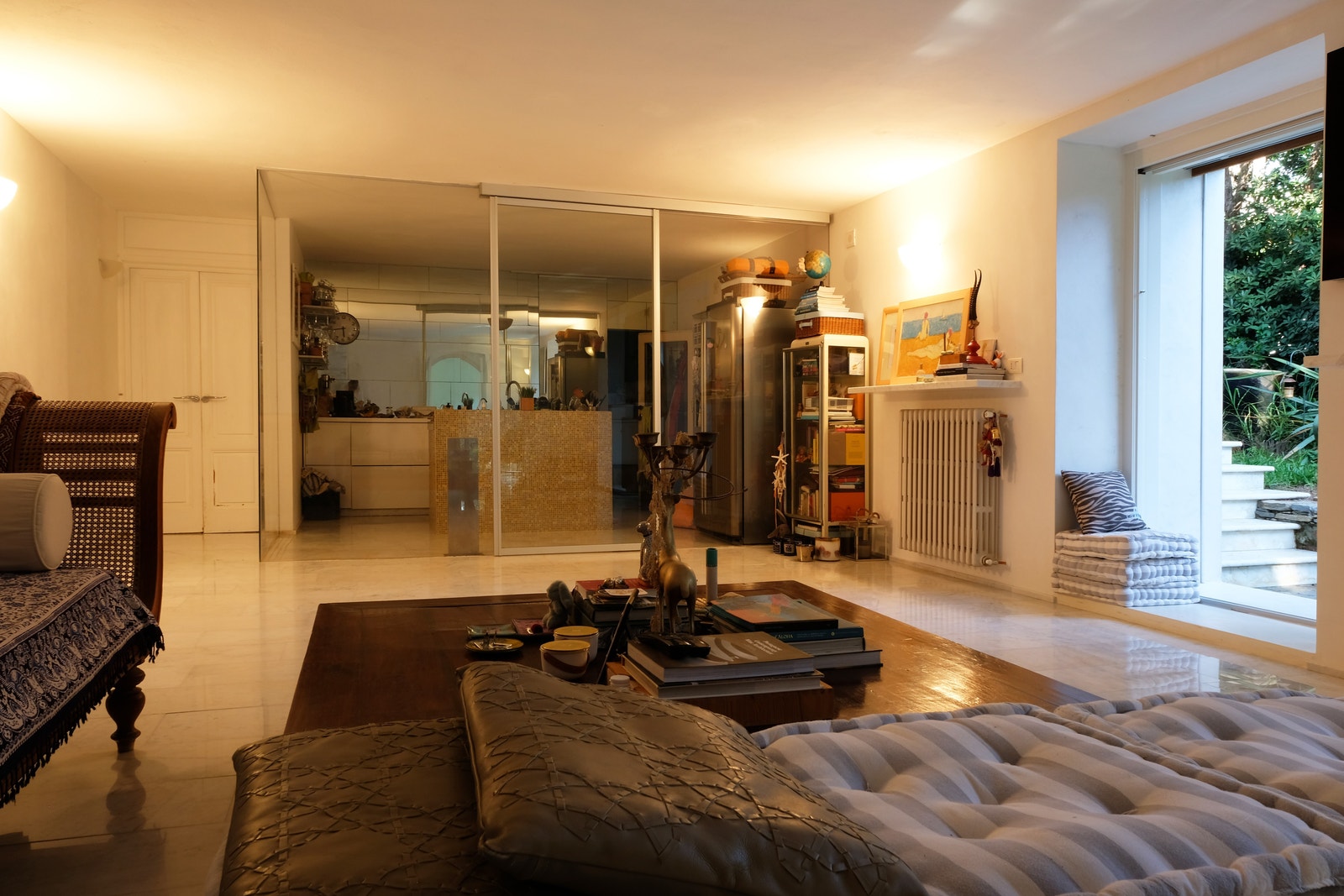 Open Space hvor vi har stuer og kjøkken. Galleribilde